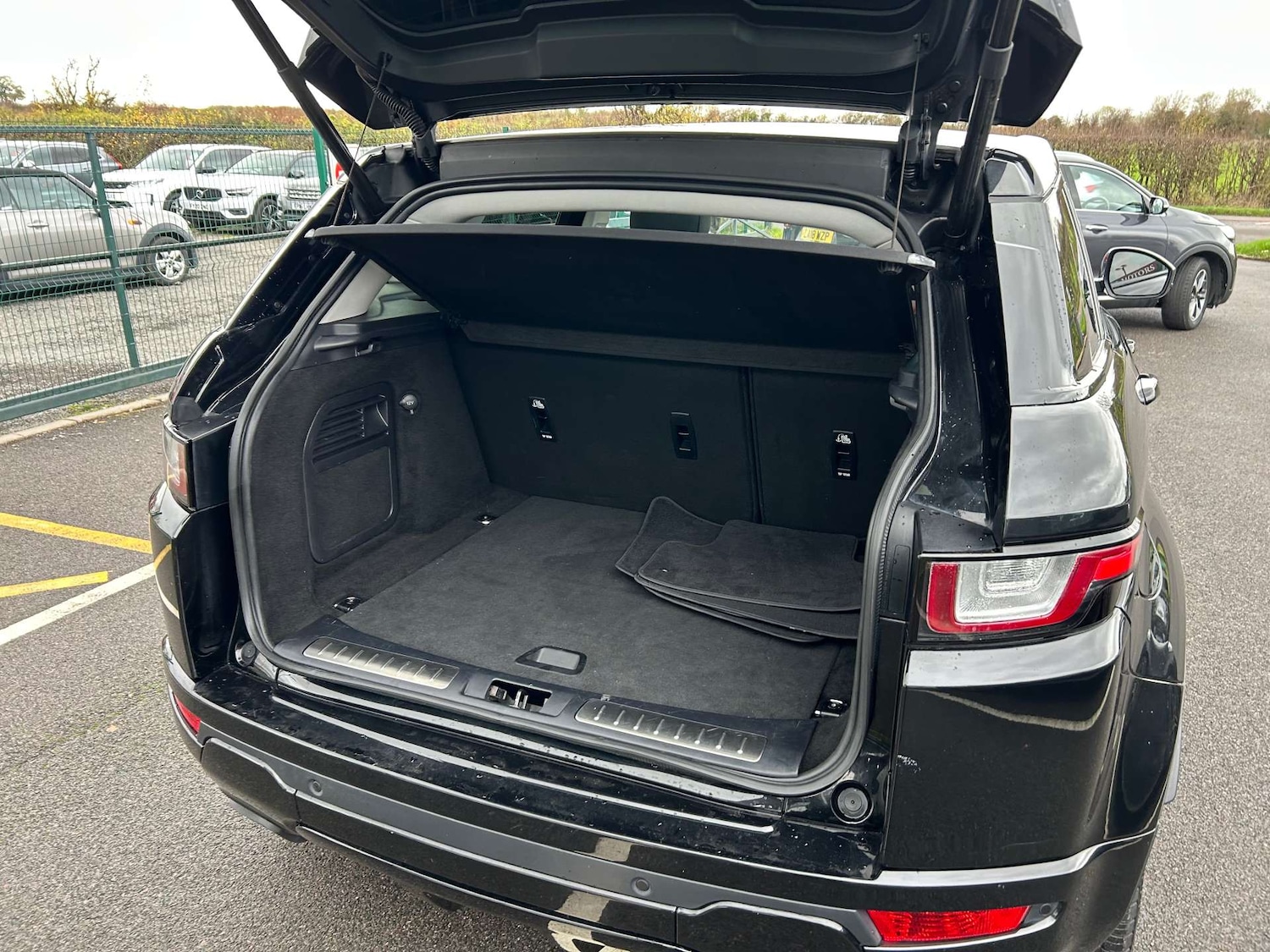 Used Land Rover Range Rover Evoque 2016 for sale - 76724017: Photo 27