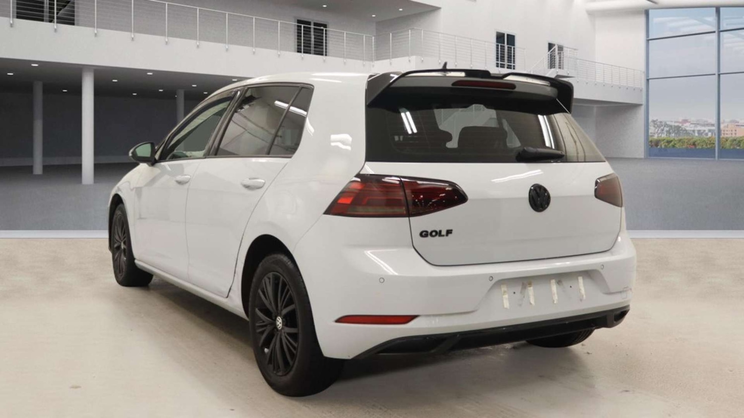 Used Volkswagen Golf 2019 for sale - 77236267: Photo 4