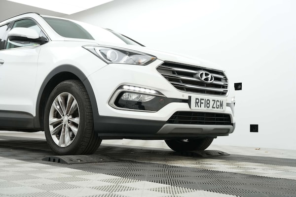 Used Hyundai Santa Fe 2018 for sale - 76080222: Photo 10
