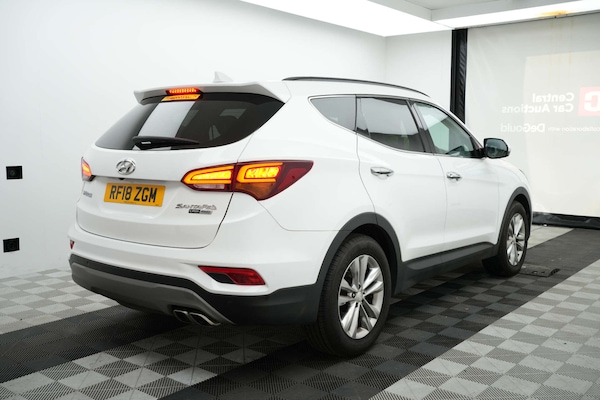 Used Hyundai Santa Fe 2018 for sale - 76080222: Photo 4