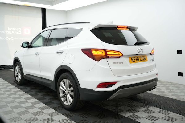 Used Hyundai Santa Fe 2018 for sale - 76080222: Photo 5