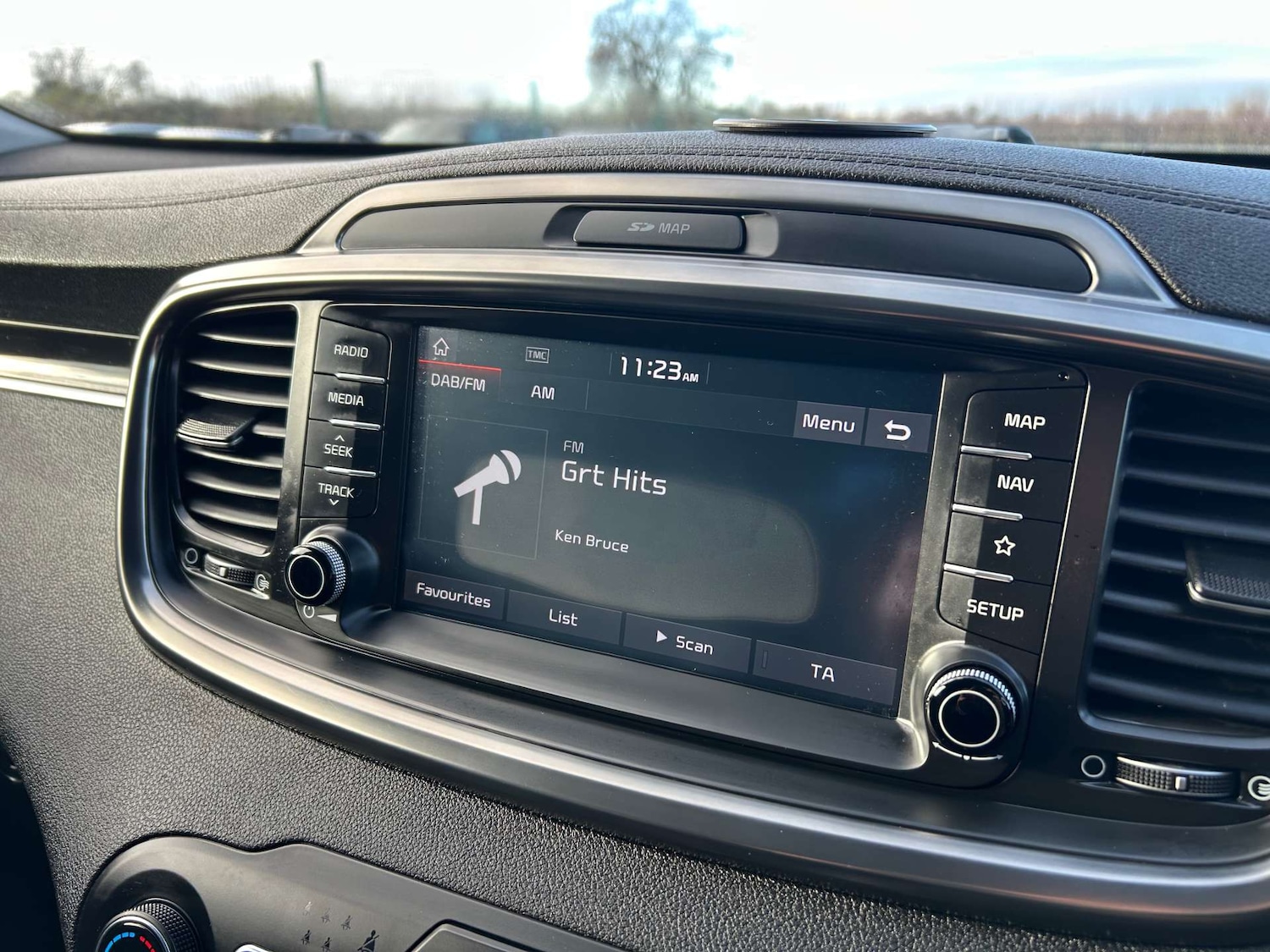 Used Kia Sorento 2018 for sale - 76698000: Photo 17