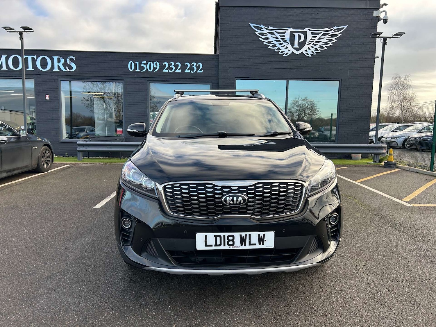 Used Kia Sorento 2018 for sale - 76698000: Photo 3