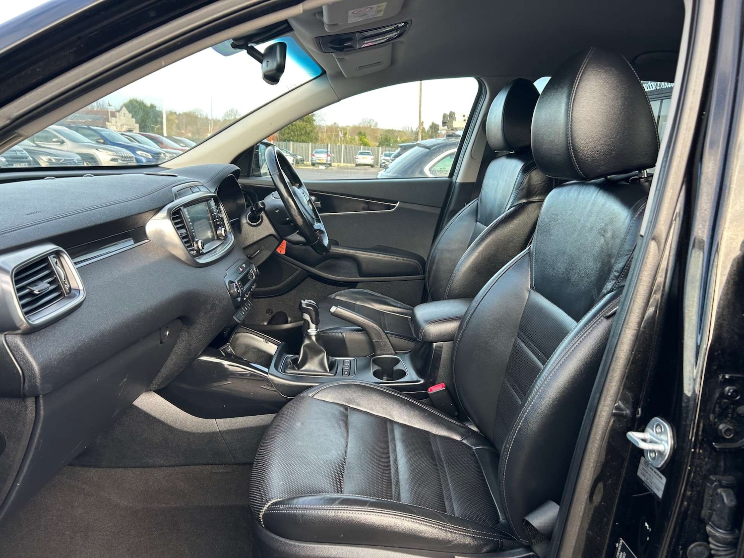 Used Kia Sorento 2018 for sale - 76698000: Photo 38