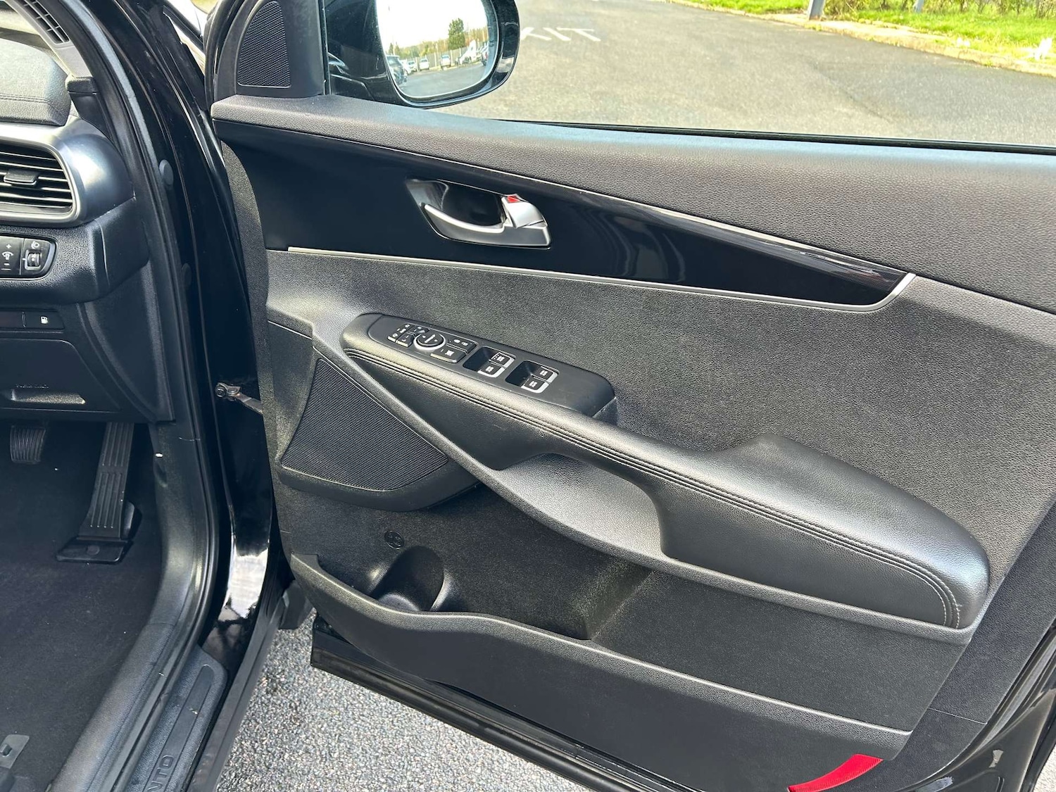 Used Kia Sorento 2018 for sale - 76698000: Photo 46