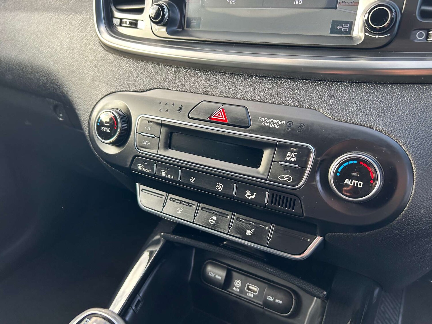 Used Kia Sorento 2018 for sale - 76698000: Photo 53