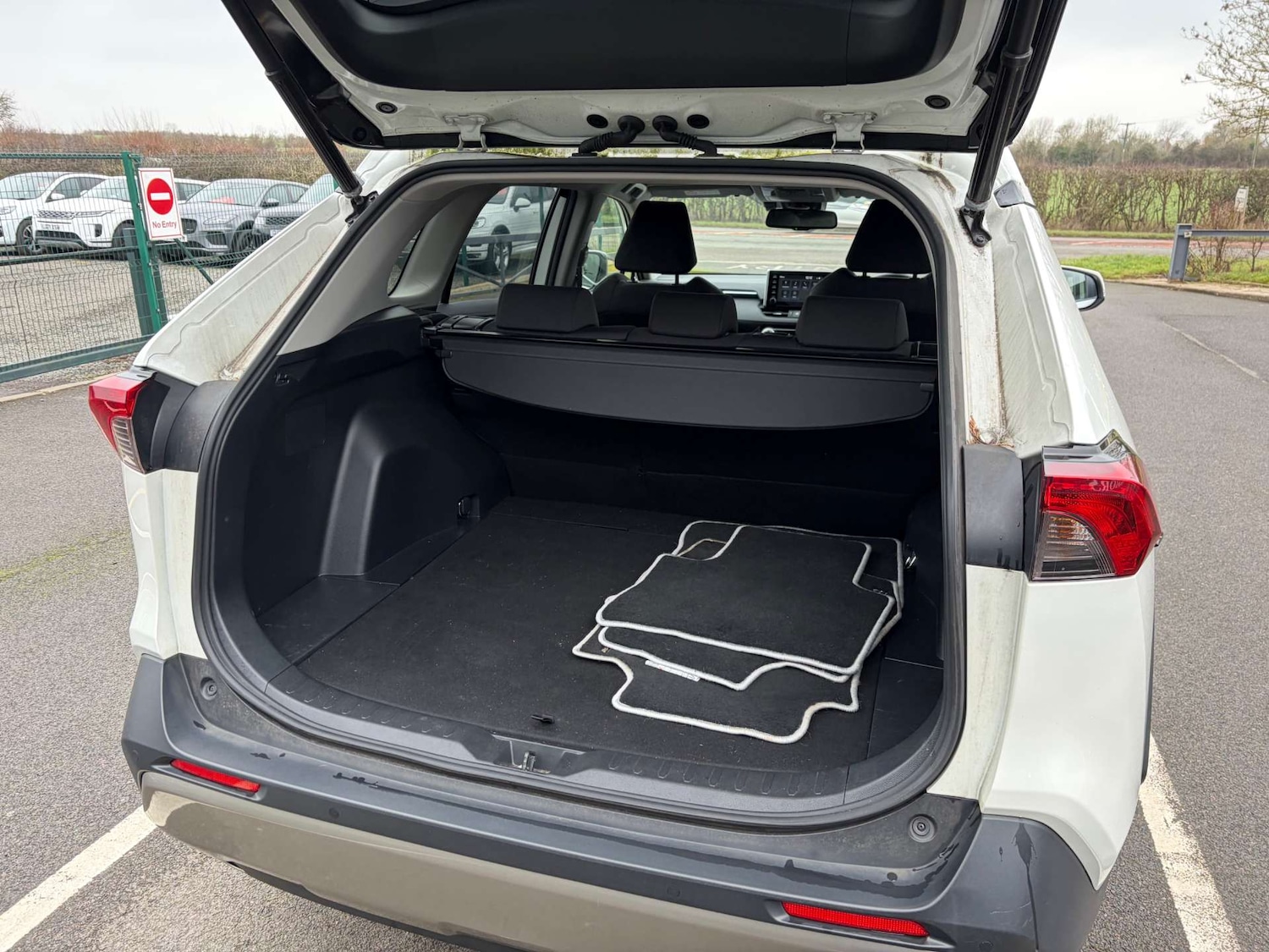 Used Toyota RAV4 2022 for sale - 77224833: Photo 26