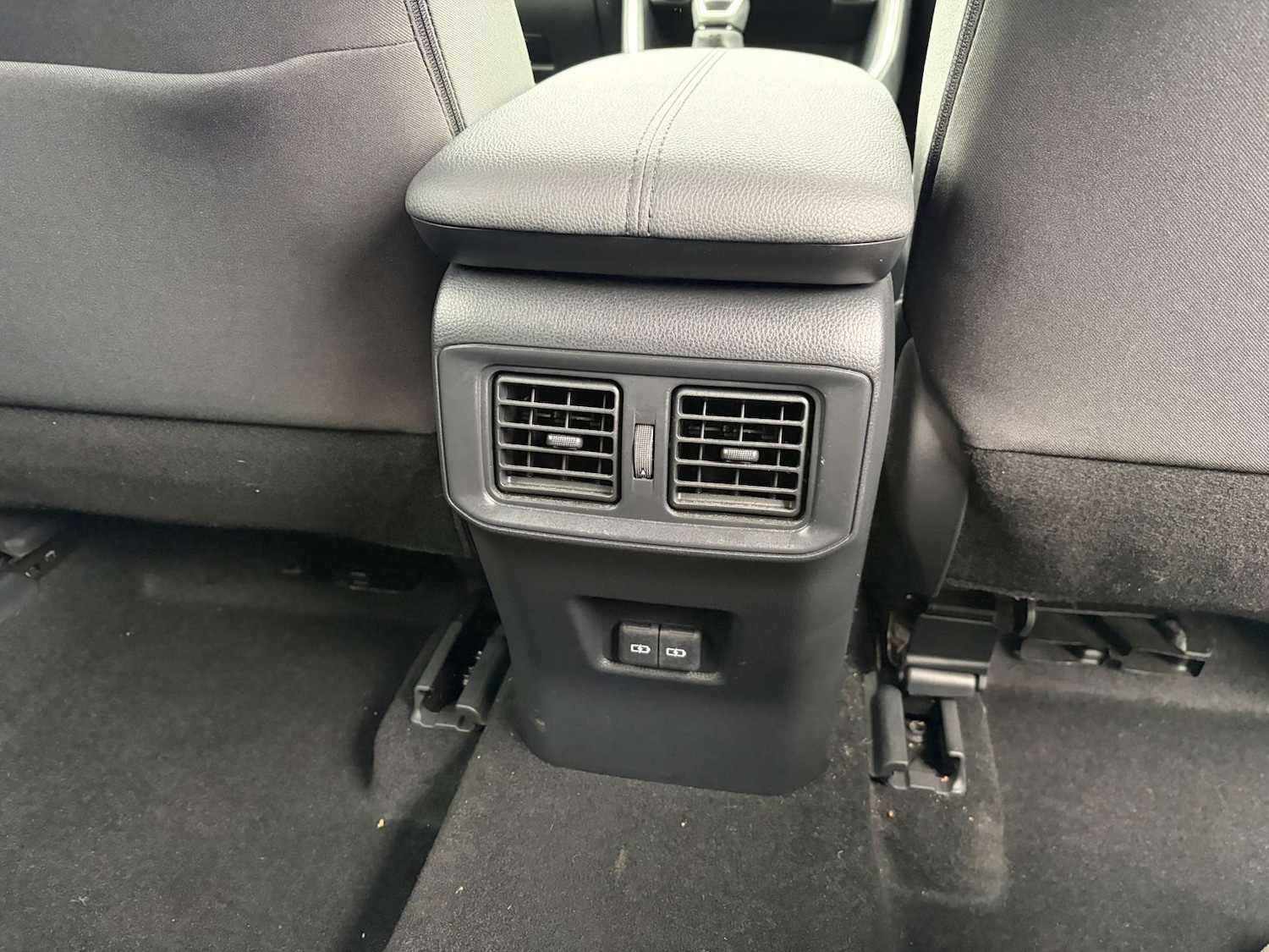 Used Toyota RAV4 2022 for sale - 77224833: Photo 35