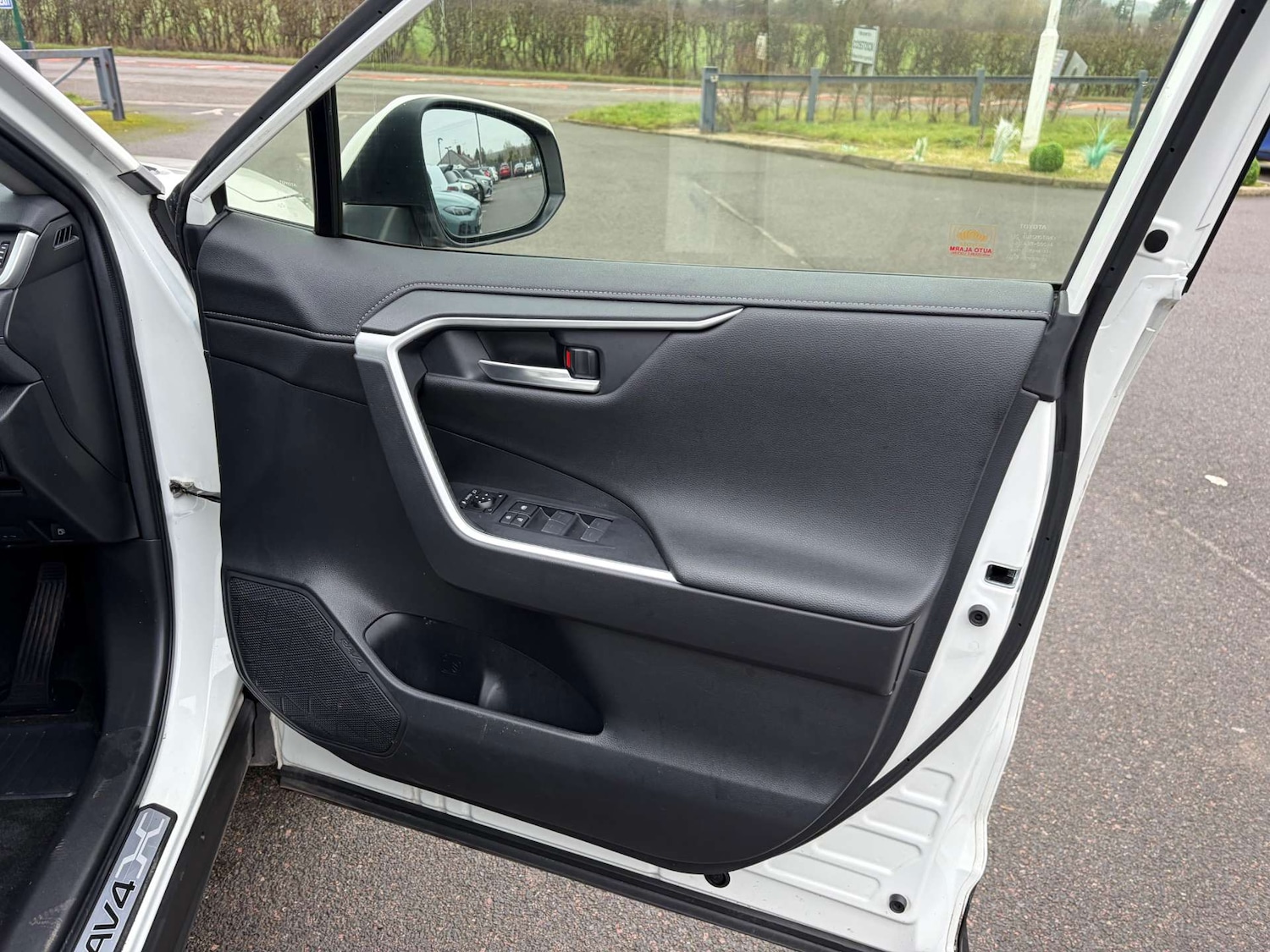 Used Toyota RAV4 2022 for sale - 77224833: Photo 37