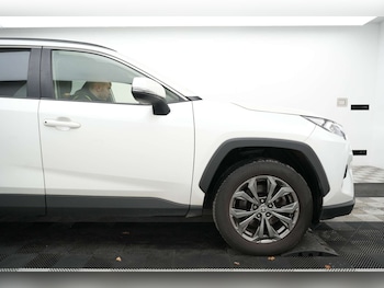 Used Toyota RAV4 2022 for sale - 77224833: Photo