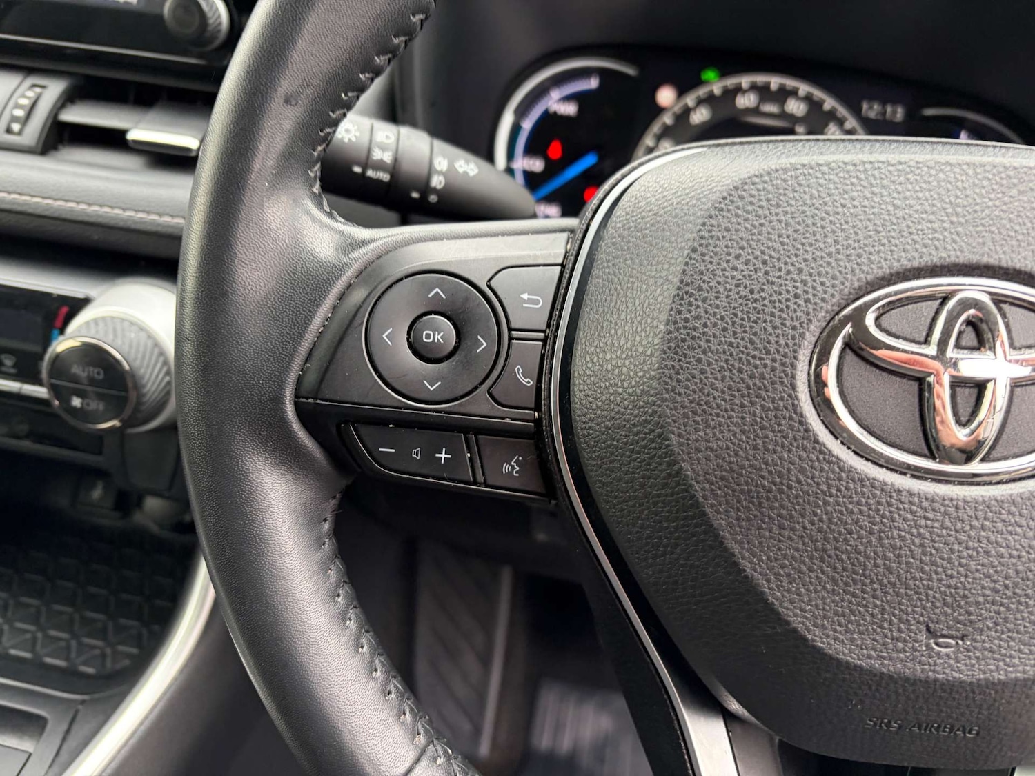 Used Toyota RAV4 2022 for sale - 77224833: Photo 42