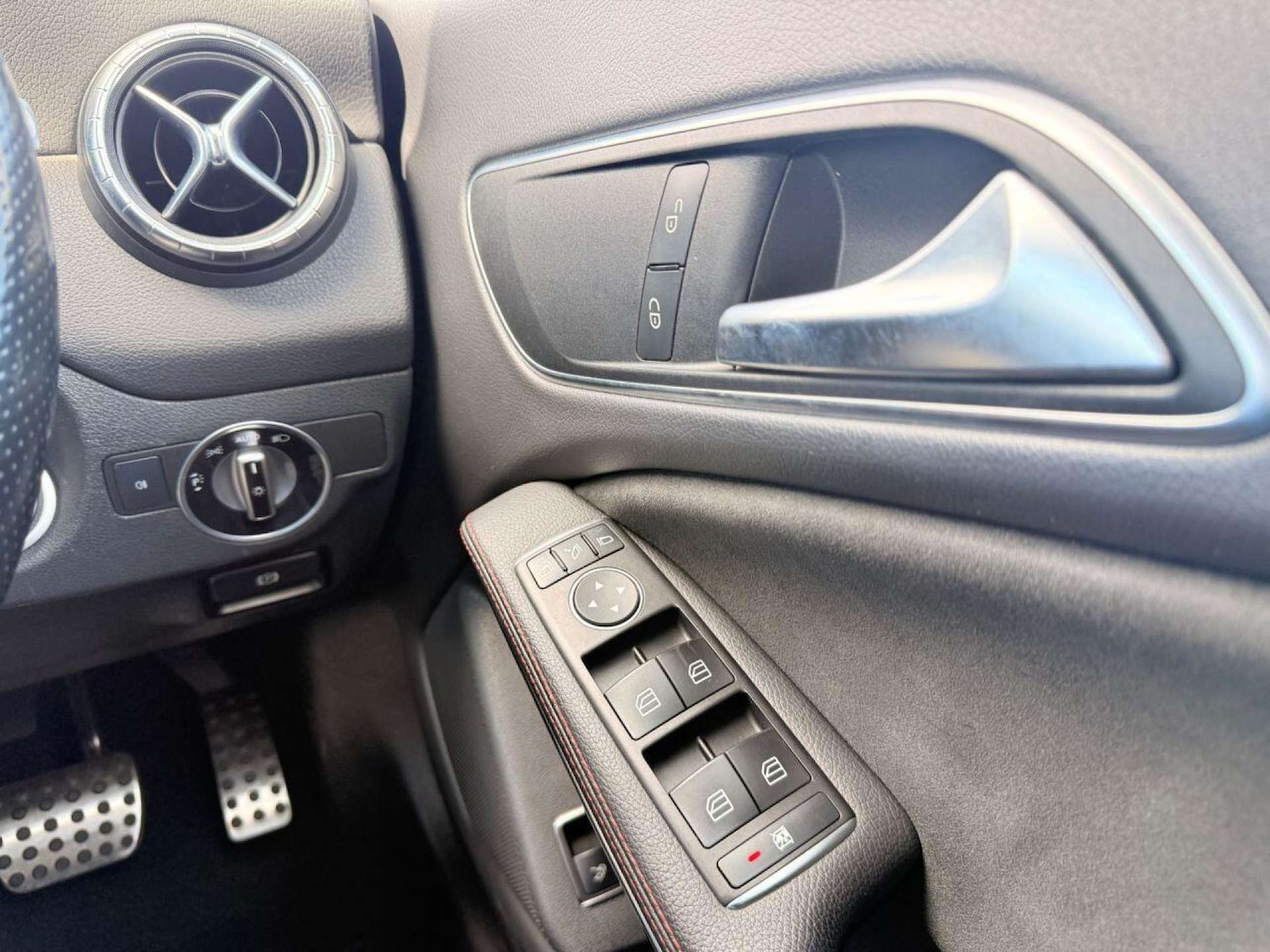 Used Mercedes-Benz CLA 2016 for sale - 77227763: Photo 51