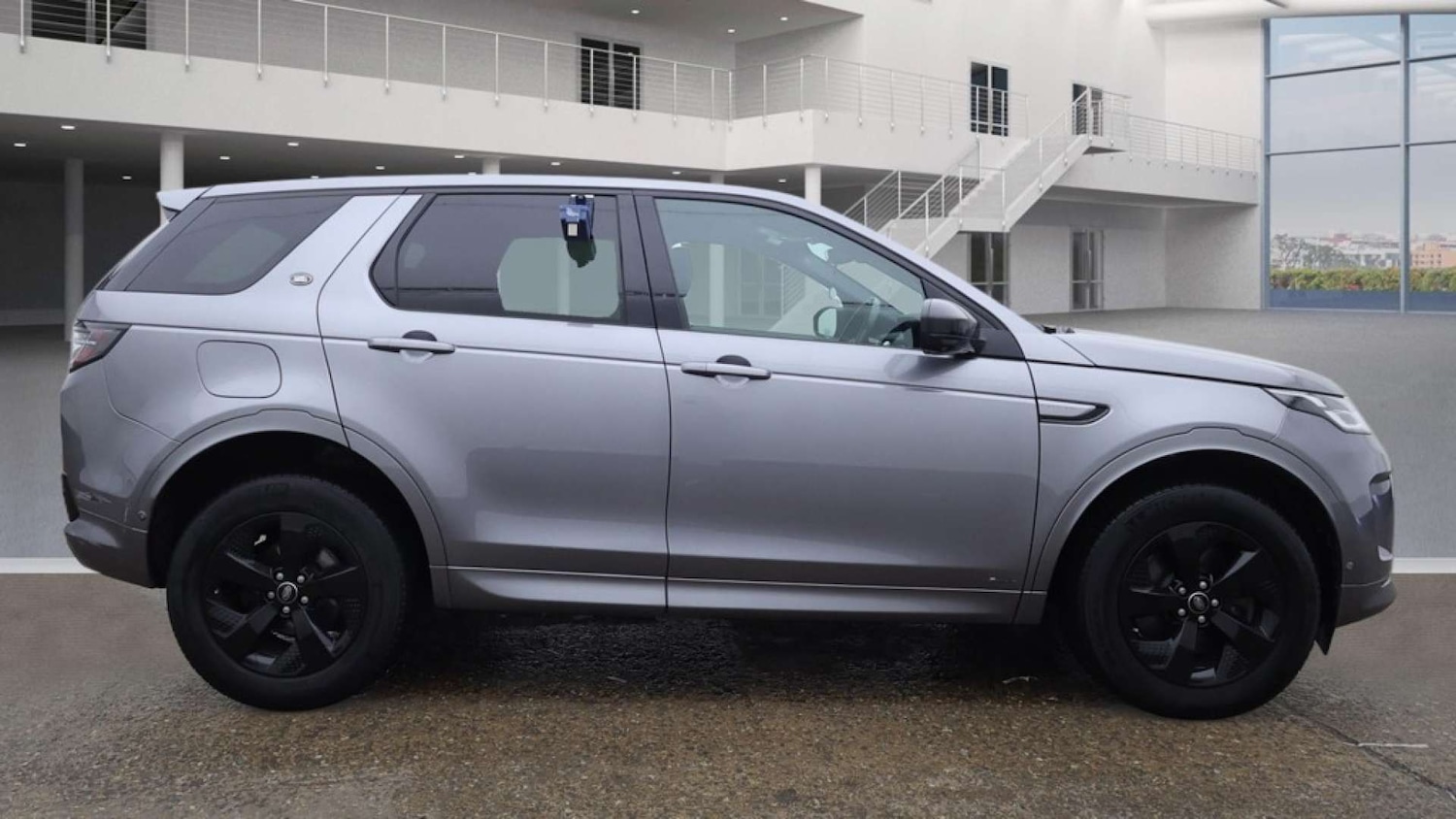 Used Land Rover Discovery Sport 2021 for sale - 77236273: Photo 6