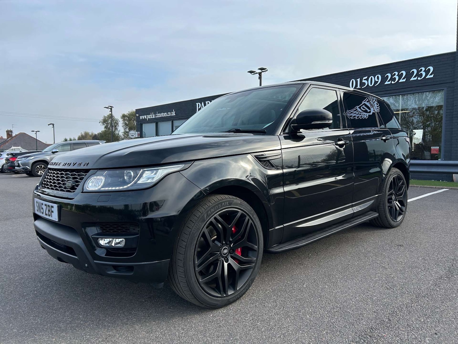 Used Land Rover Range Rover Sport 2015 for sale - 76148271: Photo 4