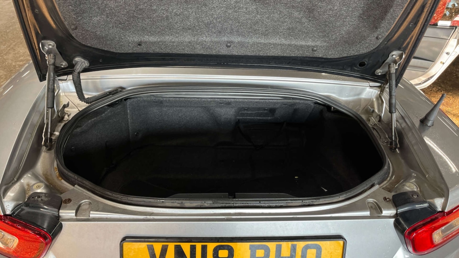 Used Abarth 124 Spider 2018 for sale - 78063301: Photo 8