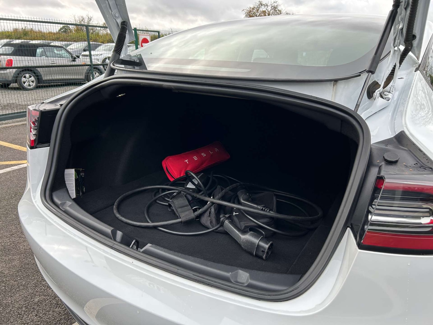 Used Tesla Model 3 2021 for sale - 76216603: Photo 22