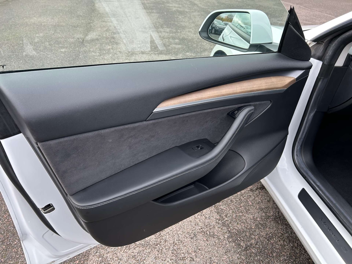 Used Tesla Model 3 2021 for sale - 76216603: Photo 24