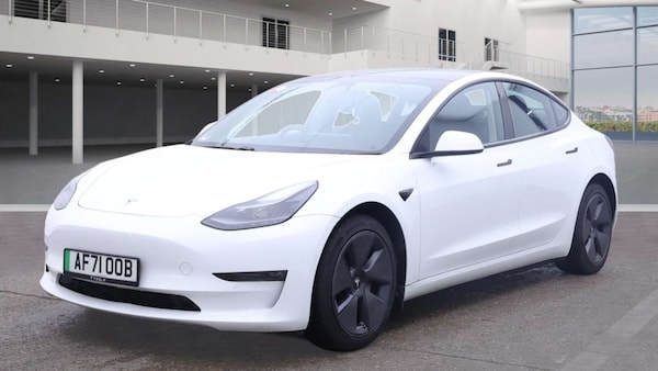 Used Tesla Model 3 2021 for sale - 76216603: Photo 3