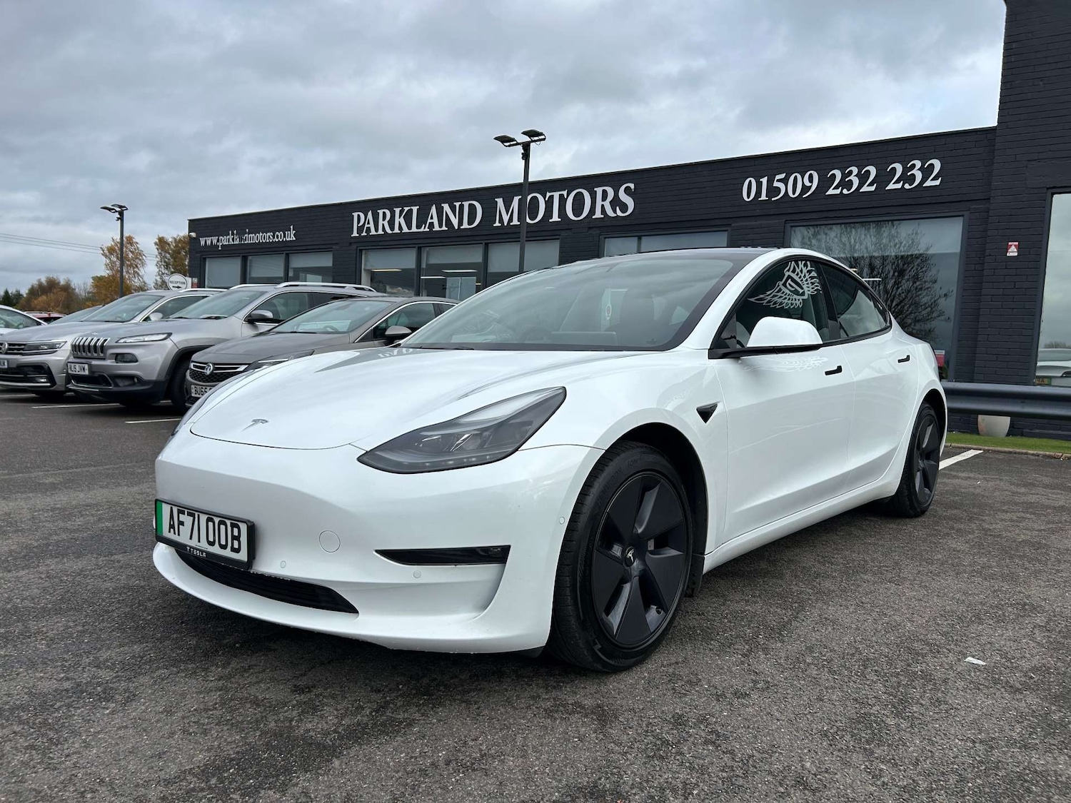 Used Tesla Model 3 2021 for sale - 76216603: Photo 4
