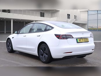 Used Tesla Model 3 2021 for sale - 76216603: Photo 4