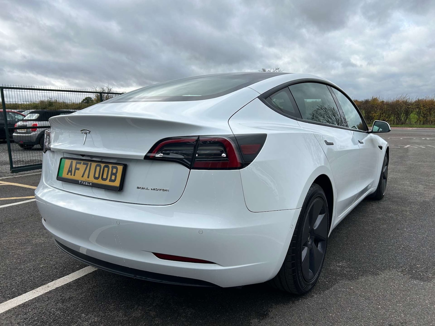 Used Tesla Model 3 2021 for sale - 76216603: Photo 8