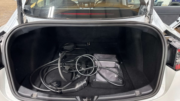 Used Tesla Model 3 2021 for sale - 76216603: Photo 8