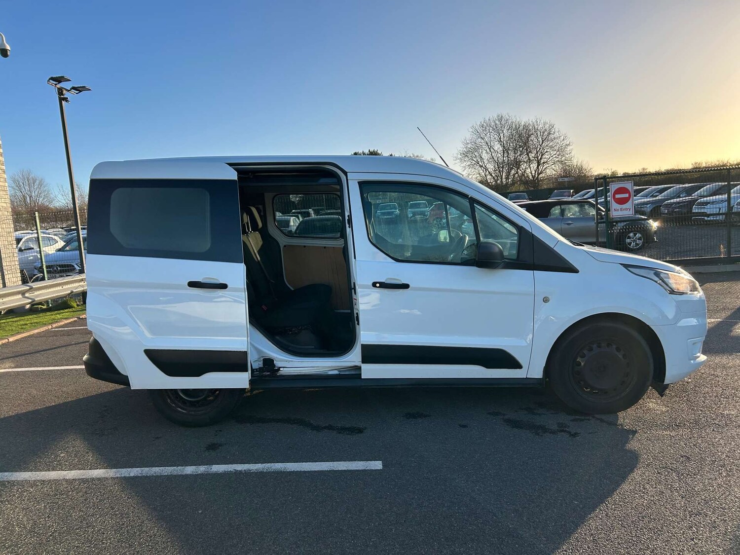 Used Ford Transit Connect 2020 for sale - 76602062: Photo 36