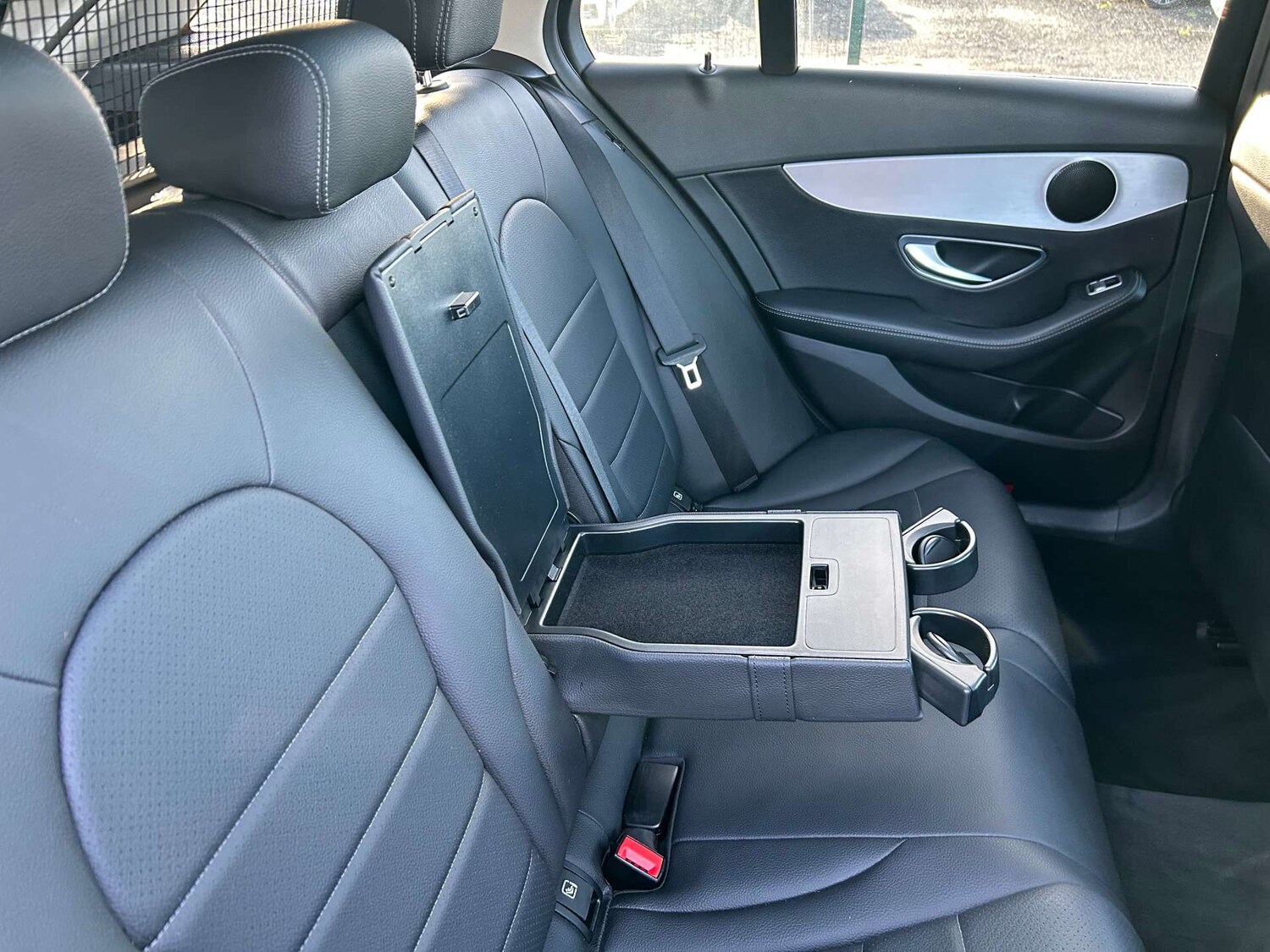 Used Mercedes-Benz C Class 2017 for sale - 76602037: Photo 35