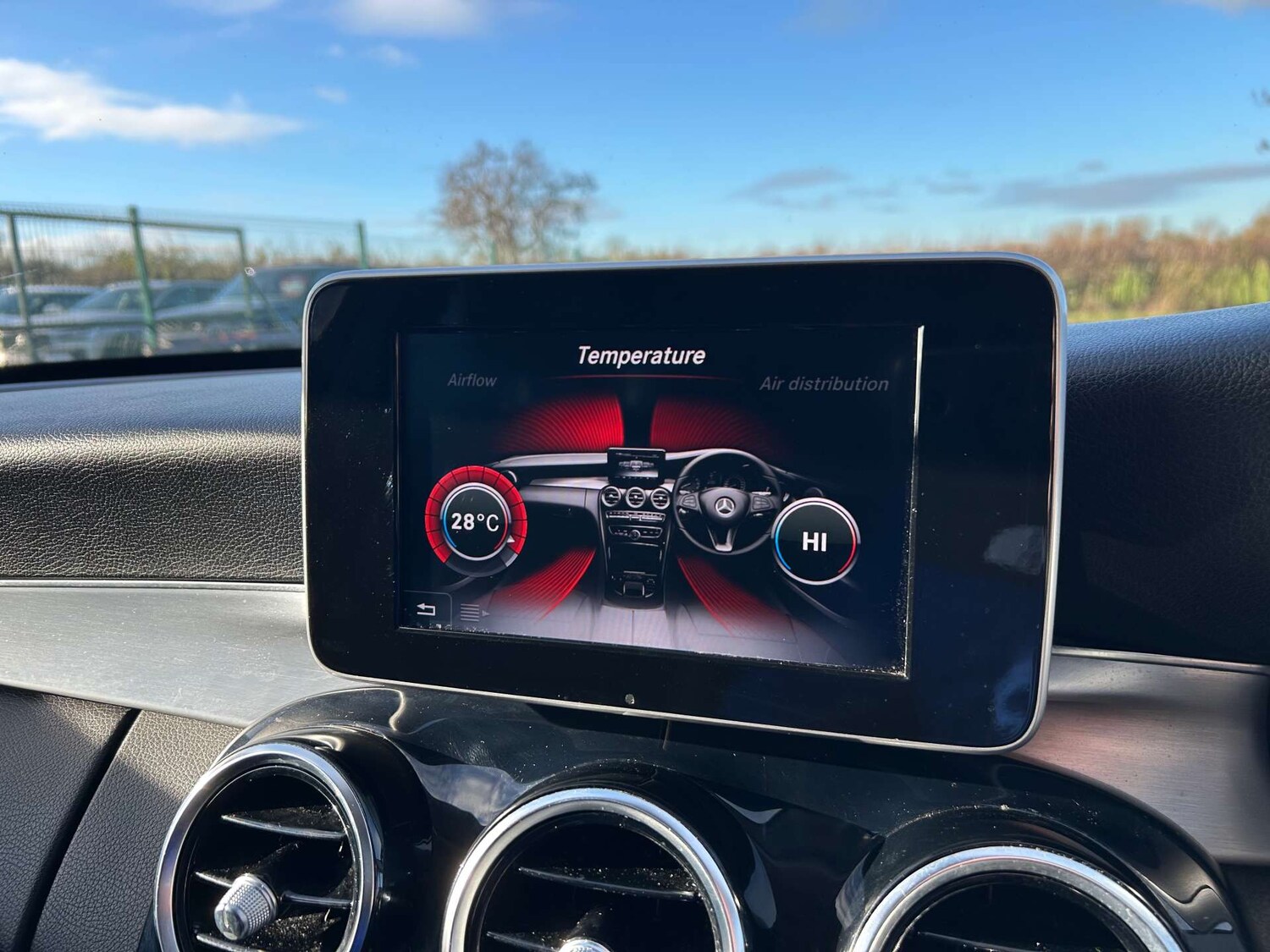 Used Mercedes-Benz C Class 2017 for sale - 76602037: Photo 63