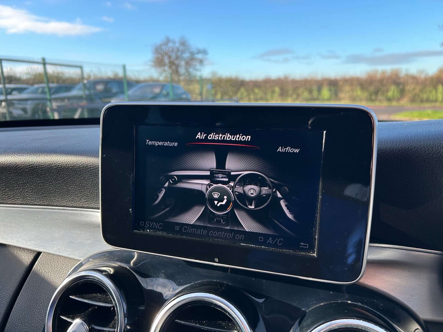 Used Mercedes-Benz C Class 2017 for sale - 76602037: Photo 65