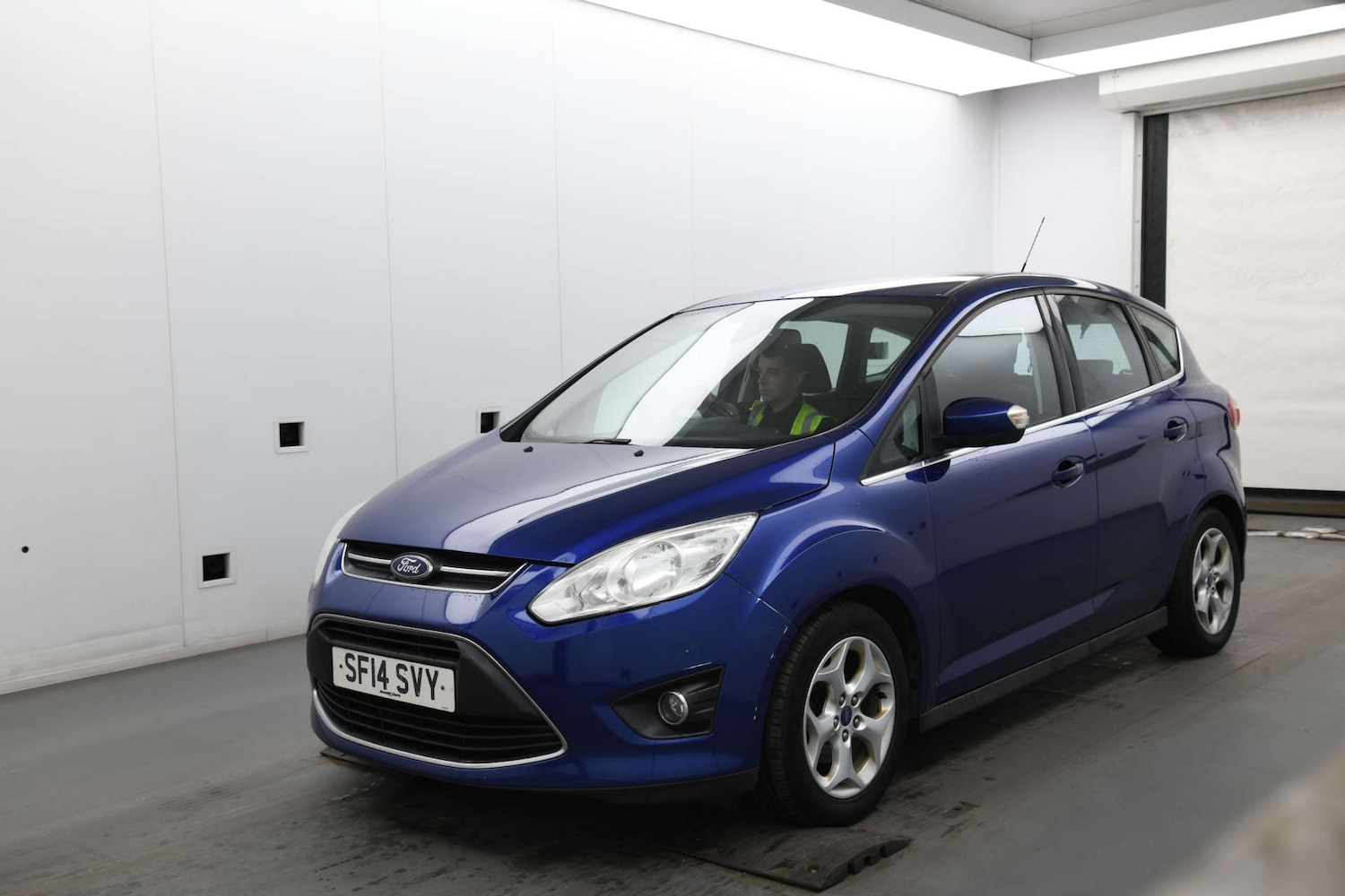 Used Ford C-Max 2014 for sale - 76601767: Photo 2