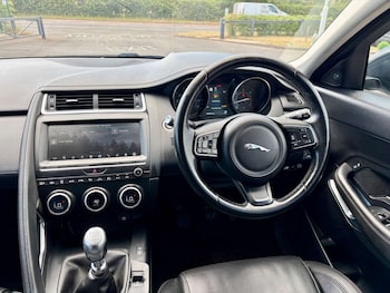 Used Jaguar E-Pace 2019 for sale - 79042685: Photo