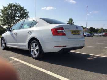 Used Skoda Octavia 2018 for sale - 74930853: Photo