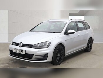 Used Volkswagen Golf 2017 for sale - 78400843: Photo