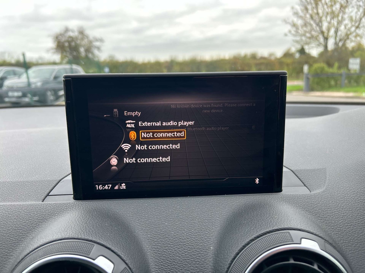 Used Audi Q2 2017 for sale - 76881575: Photo 32