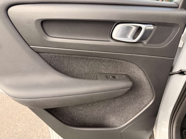 Used Volvo XC40 2020 for sale - 75777892: Photo 47