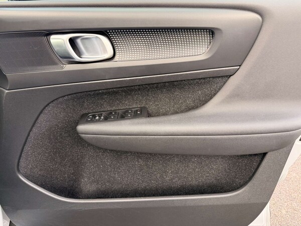 Used Volvo XC40 2020 for sale - 75777892: Photo 49