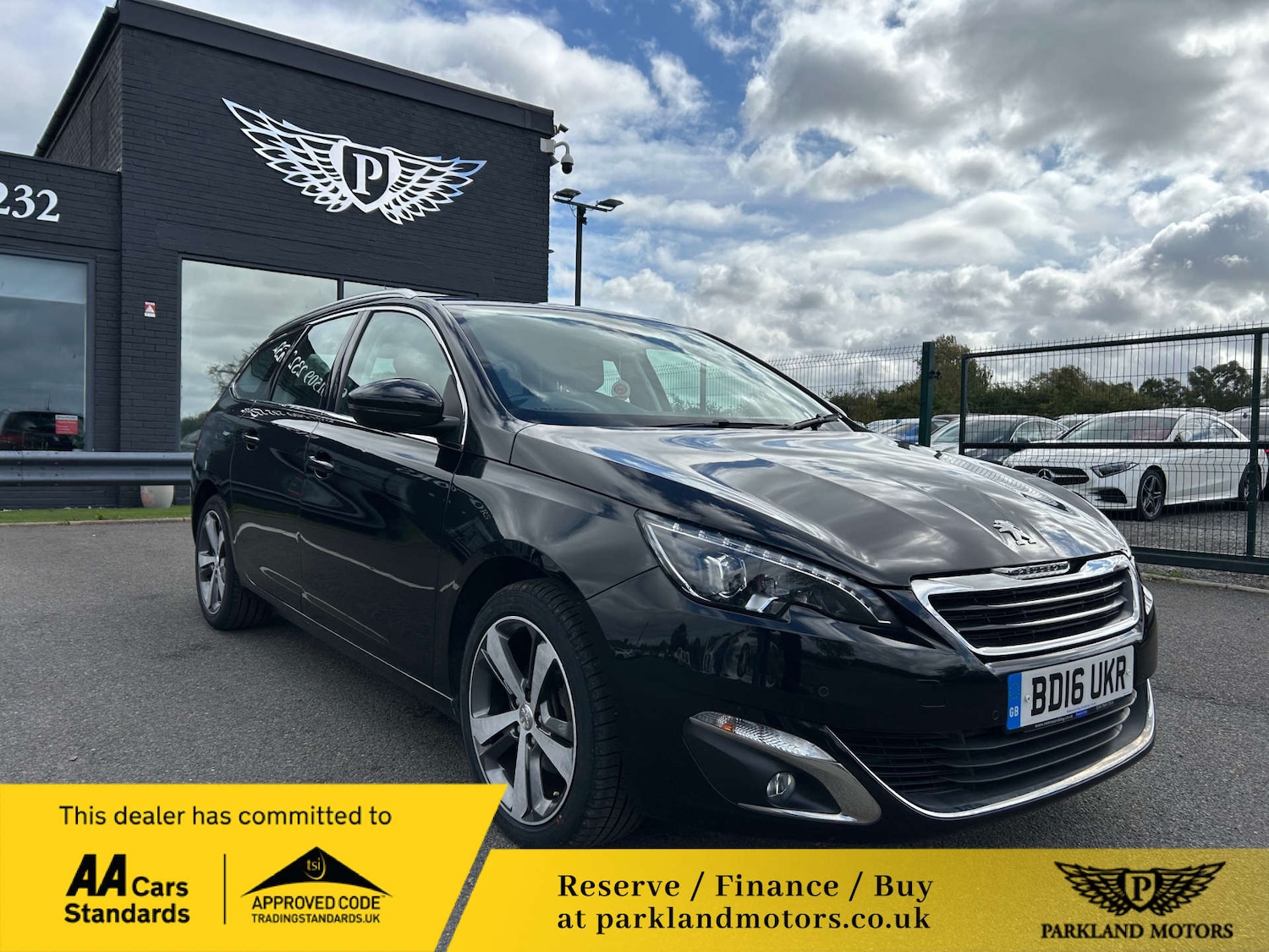 Used Peugeot 308 2016 for sale - 75947240: Photo 1