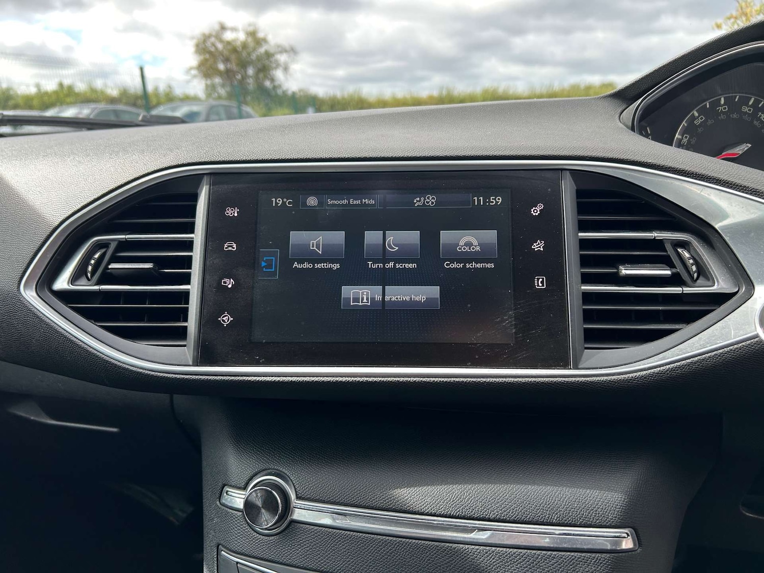 Used Peugeot 308 2016 for sale - 75947240: Photo 17