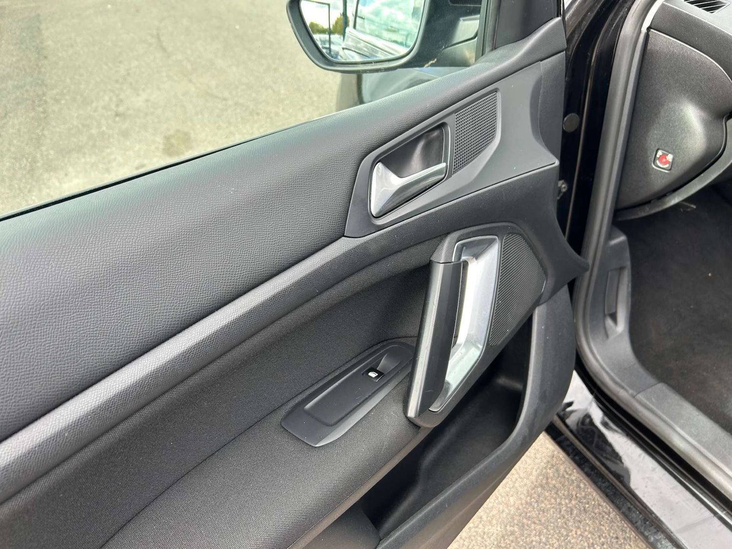 Used Peugeot 308 2016 for sale - 75947240: Photo 30