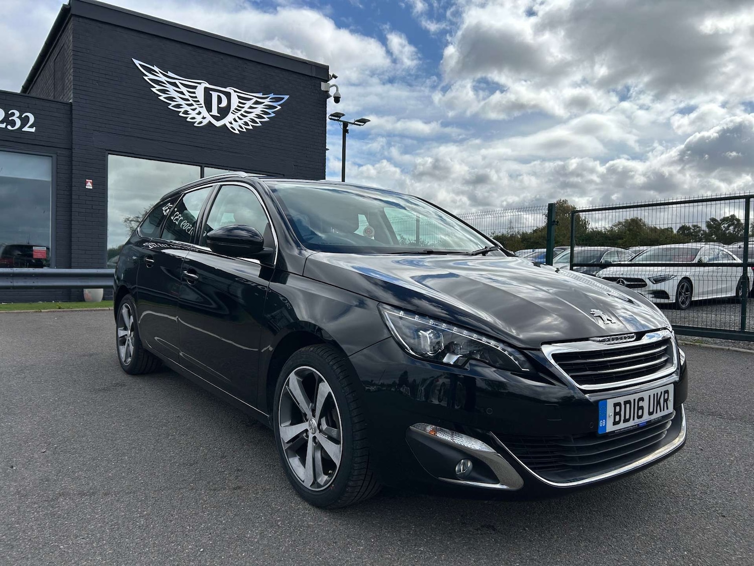 Used Peugeot 308 2016 for sale - 75947240: Photo 52