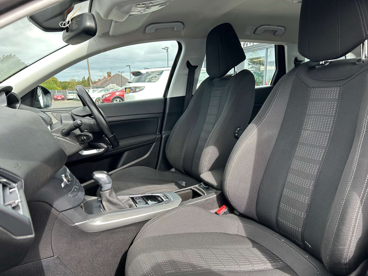 Used Peugeot 308 2016 for sale - 75947240: Photo 53