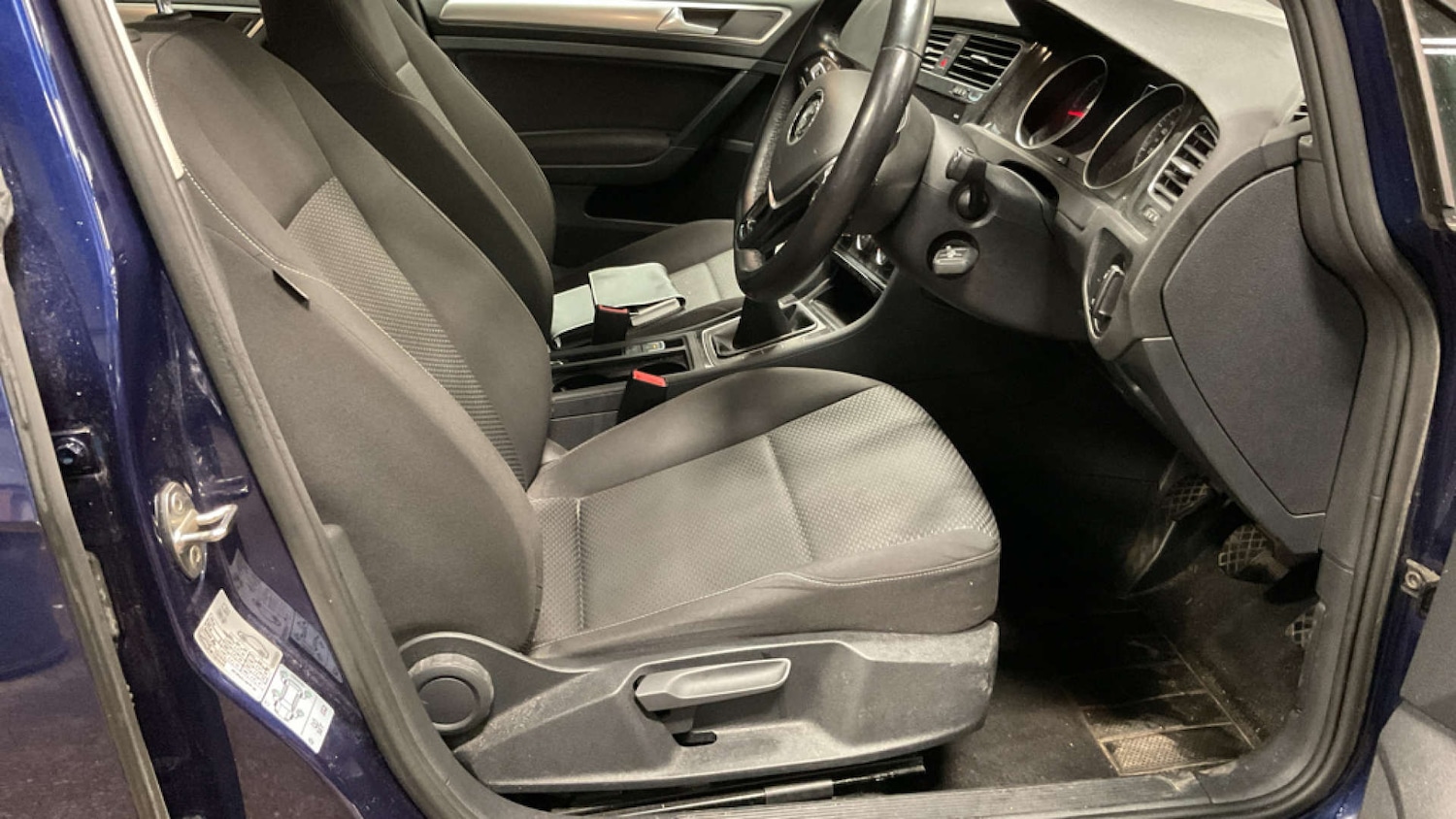 Used Volkswagen Golf 2018 for sale - 77394918: Photo 10