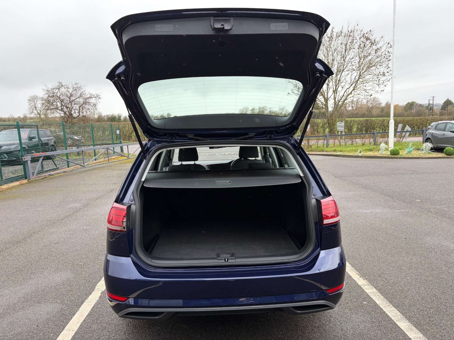 Used Volkswagen Golf 2018 for sale - 77394918: Photo 24