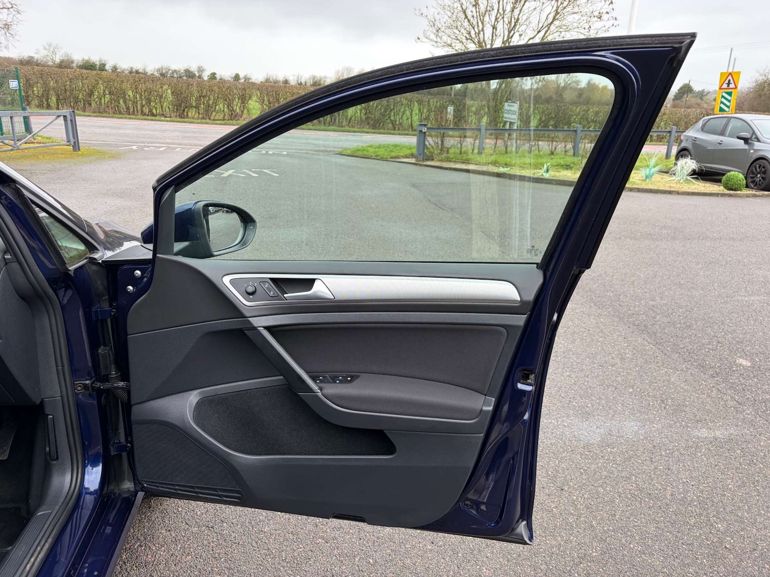 Used Volkswagen Golf 2018 for sale - 77394918: Photo 35