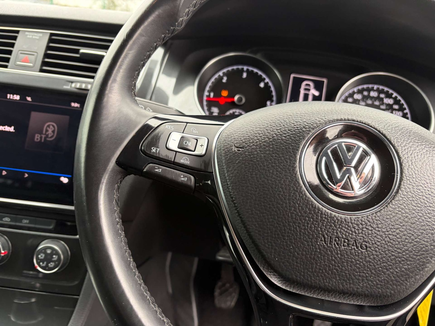 Used Volkswagen Golf 2018 for sale - 77394918: Photo 39