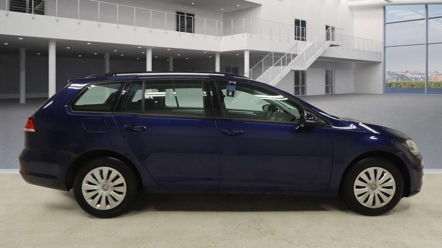 Used Volkswagen Golf 2018 for sale - 77394918: Photo 6