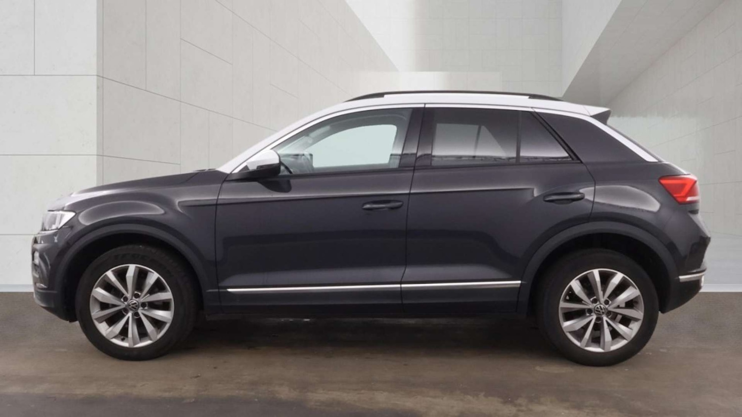 Used Volkswagen T-Roc 2021 for sale - 78094516: Photo 7
