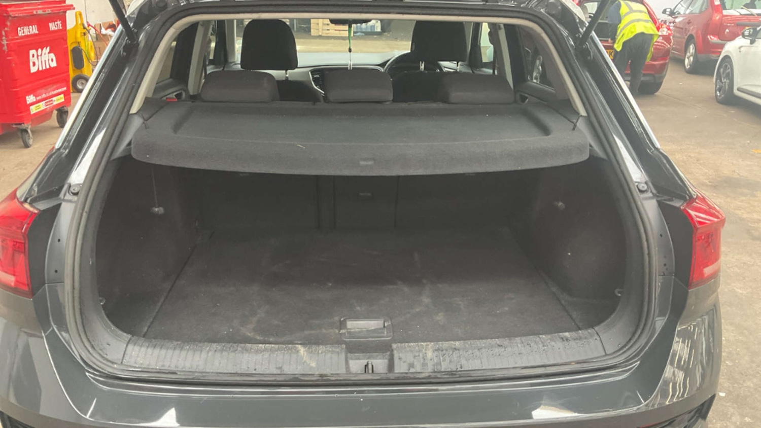 Used Volkswagen T-Roc 2021 for sale - 78094516: Photo 8