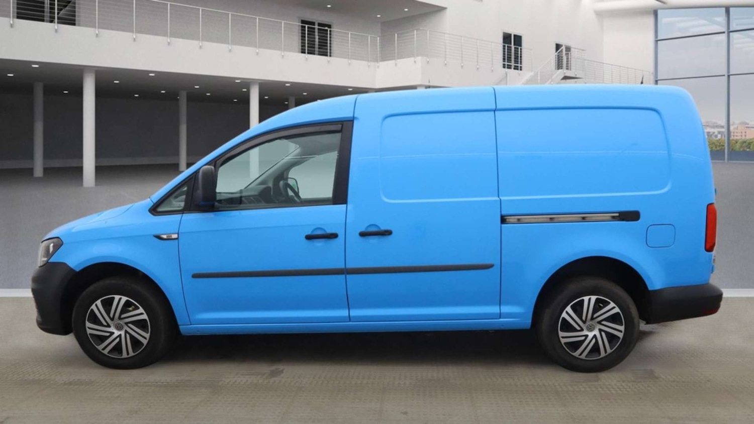 Used Volkswagen Caddy Maxi 2015 for sale - 77880400: Photo 7